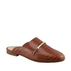 Kelly and Katie Oana brown mules size 8.5